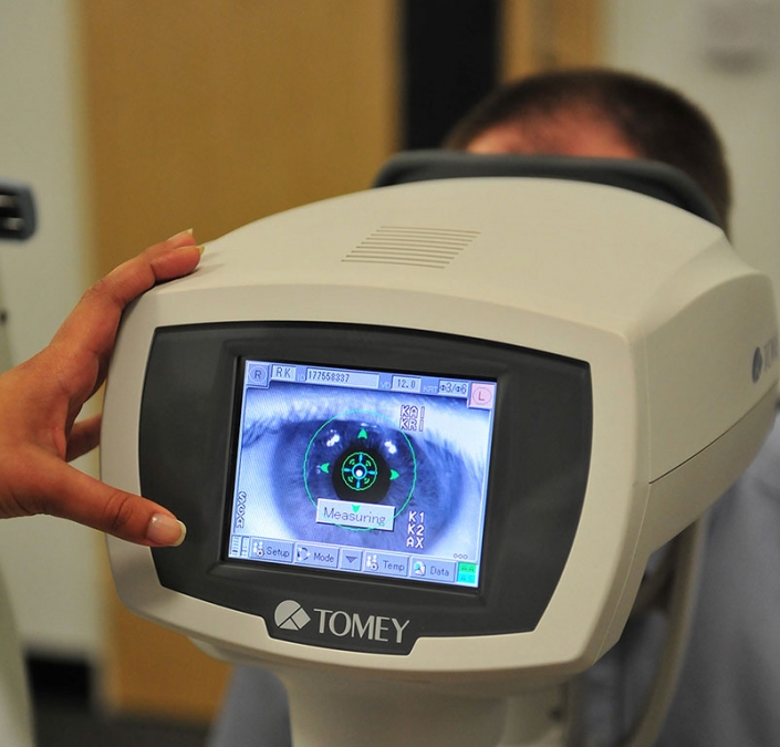 Auto Refraction Bender Eye Tustin Optometrist